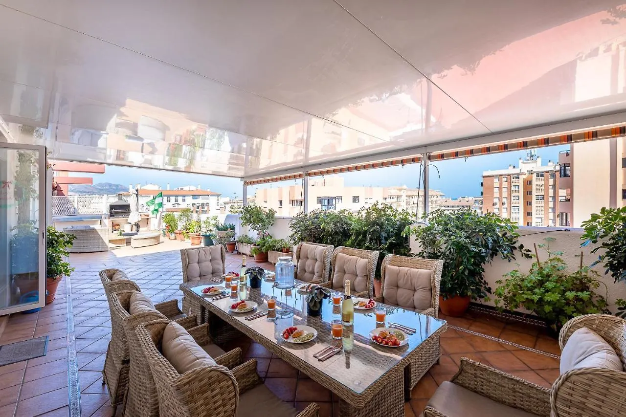 797 Holiday Rentals - Atico Duplex En Fuengirola Con Espectacular Terraza Spanje