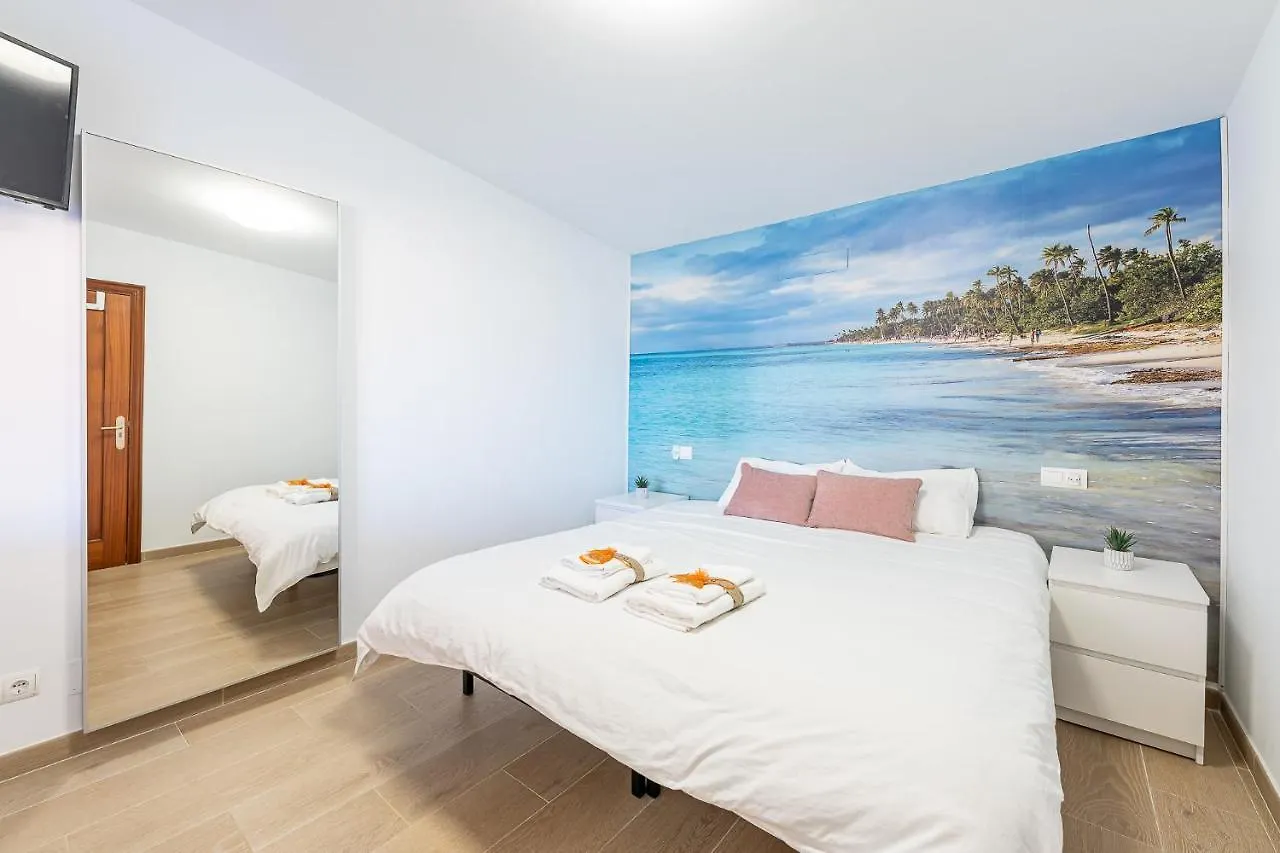 797 Holiday Rentals - Atico Duplex En Fuengirola Con Espectacular Terraza 0*,  Spanje